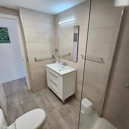 Appartamento Modern With Sea View Nearby The