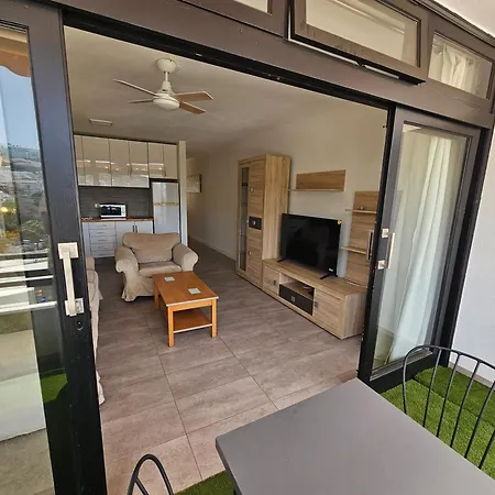 Appartamento Modern With Sea View Nearby The